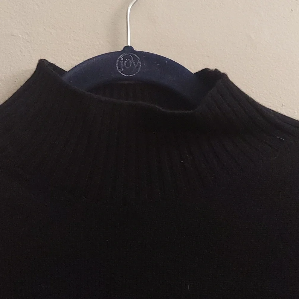 ATHLETA Alpine Tabard Cashmere Blend Sleeveless Sweater - Picture 5 of 15